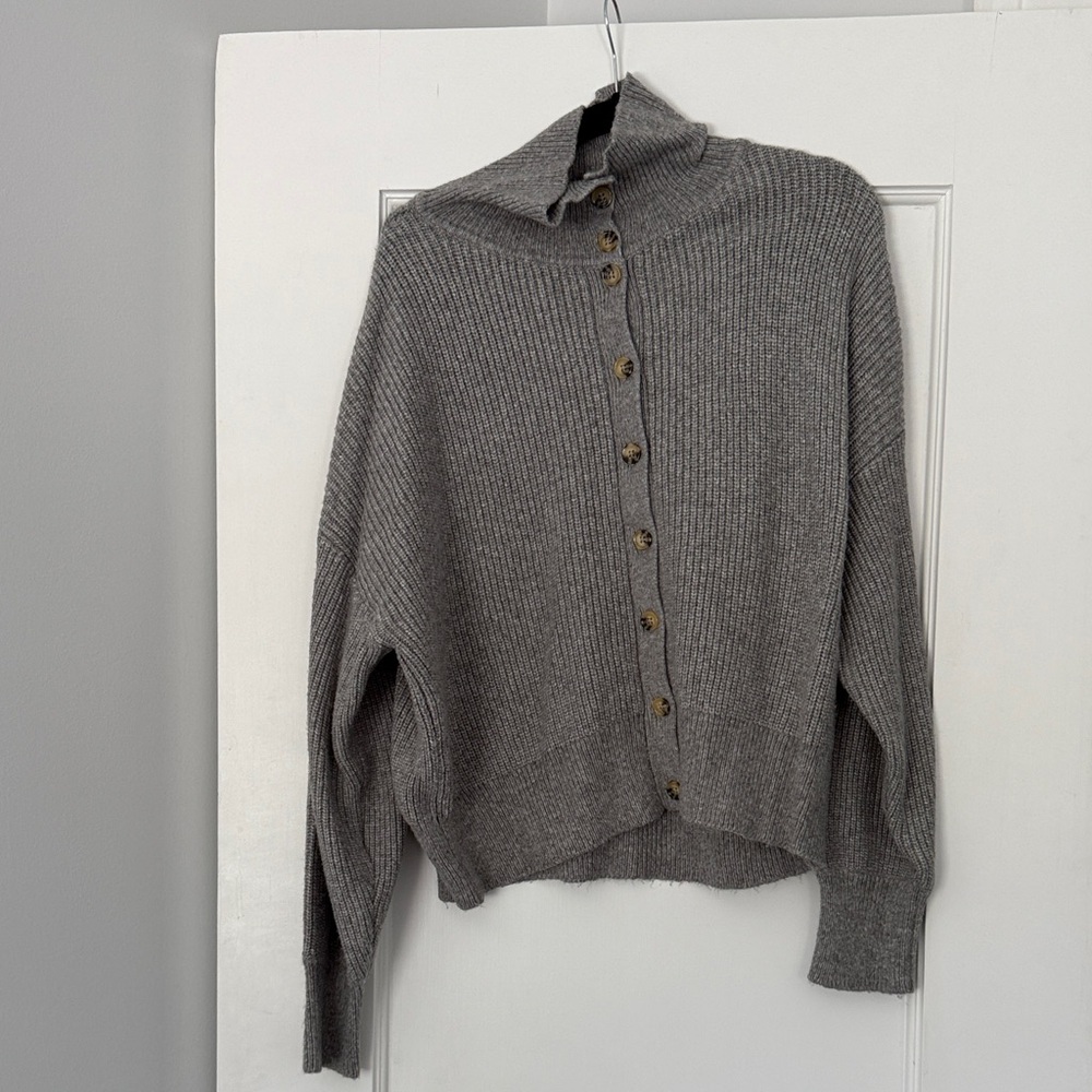 Rachel Zoe Gray Button-Up Women Sweater